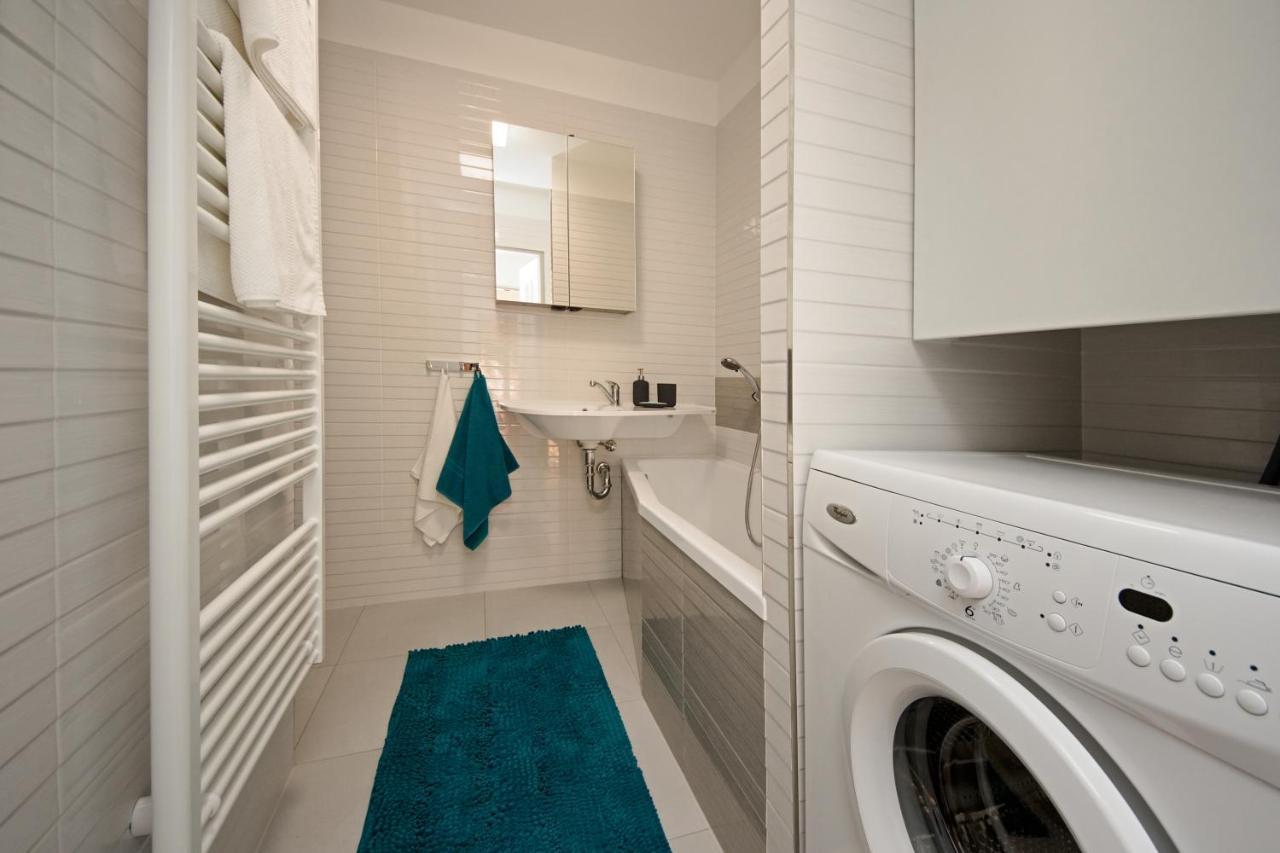 לוהקוביק Apartman Marica מראה חיצוני תמונה